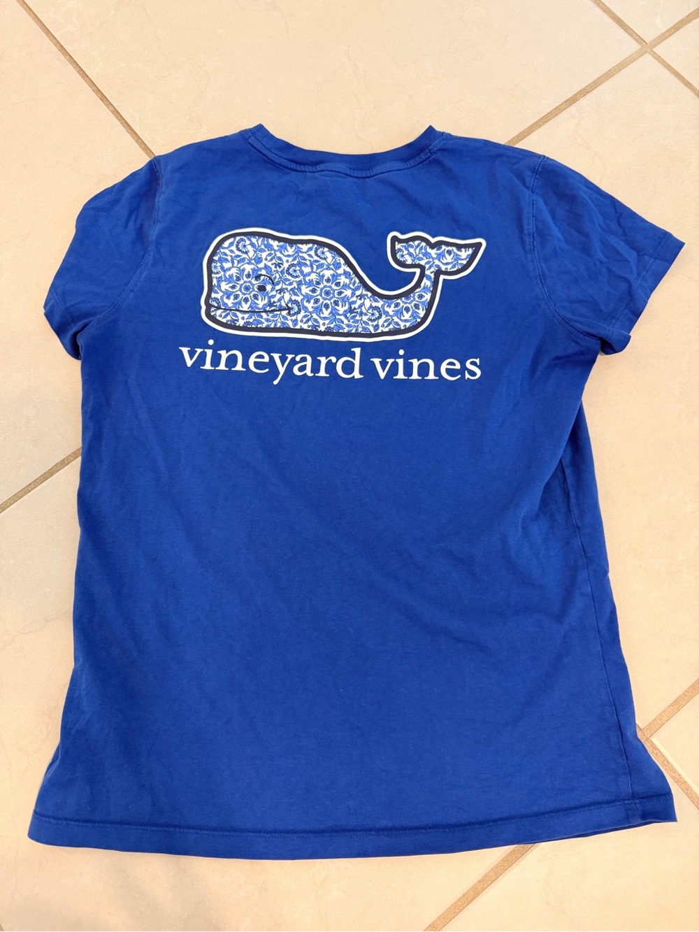 Women’s Vineyard Vines Blue Whale Logo Tee